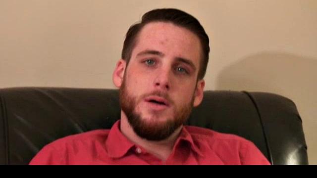 джей впервые дрочит - тут и смех, и брызги