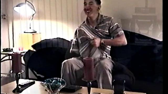 Servicing Straight Dante