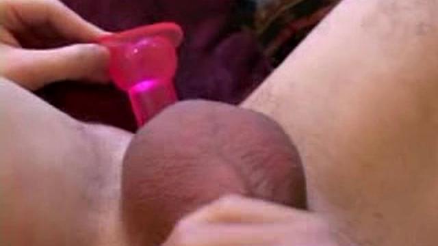 Levi Davis Jerks Off With Toy