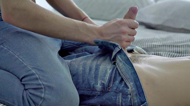 Handsome twink riding bareback before facial