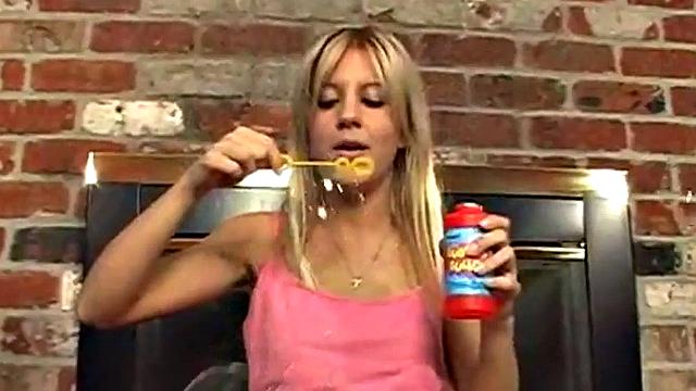 Lexy Lohan with Bubbles on Body