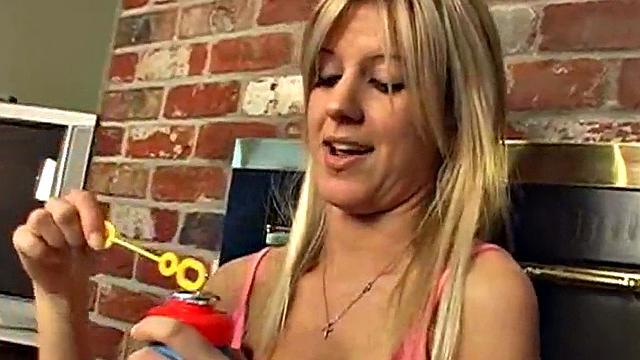 Lexy Lohan with Bubbles on Body