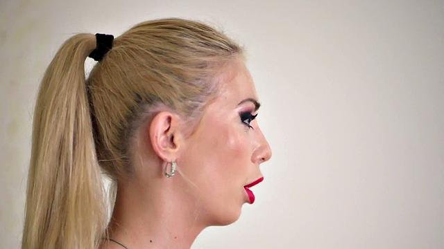 Useless MILF deepthroats in public and gets cum in mouth