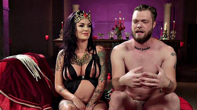 Hairy preggo using pole