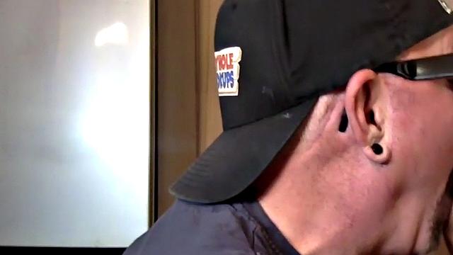 Gloryhole DILF fucked in homemade closeup video