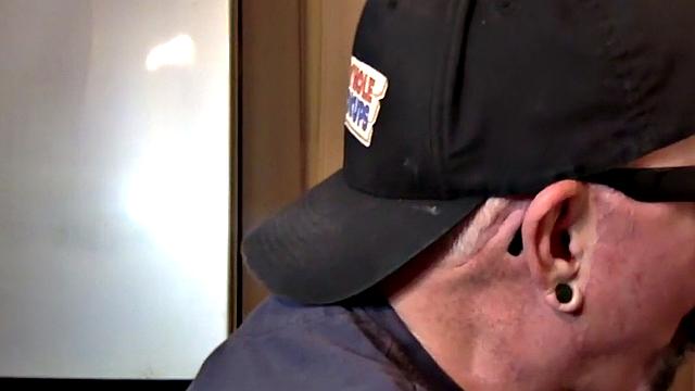 Gloryhole DILF fucked in homemade closeup video