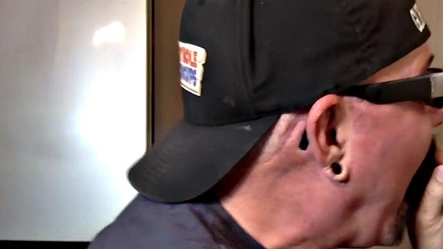 Gloryhole DILF fucked in homemade closeup video