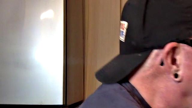 Gloryhole DILF fucked in homemade closeup video