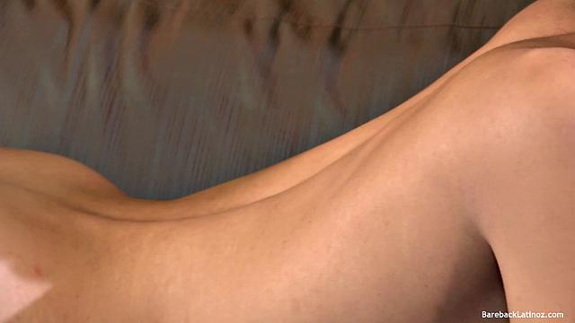 Латиносы Сезар и Лукас: кто сверху в этой веселой гей-разборке?