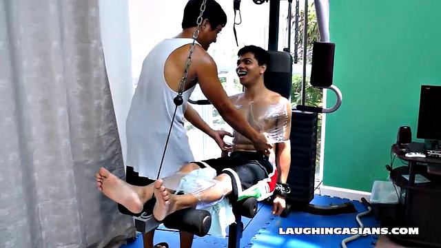 Vahn's Ticklish Session