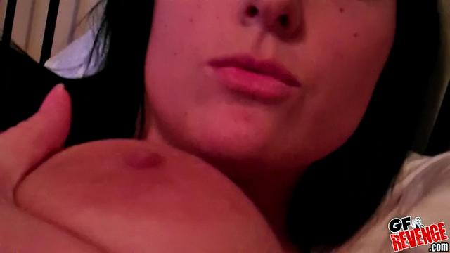 Satisfy your craving with this kinky bra- and pussy-pierced slut in the bathroom