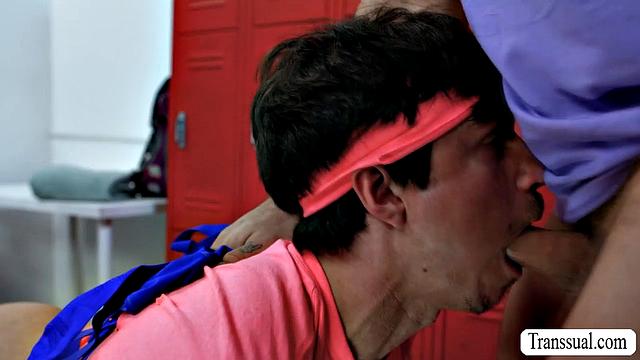 Must Watch Threesome anal in the gym