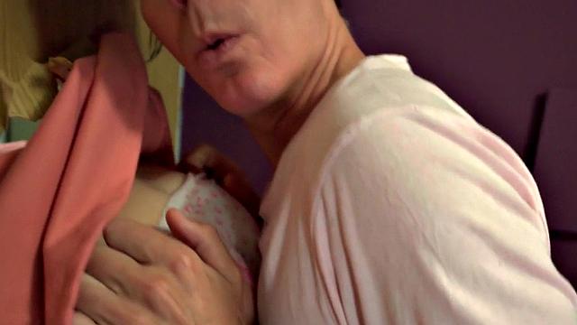 Petite 21yo hostel babe in 3some