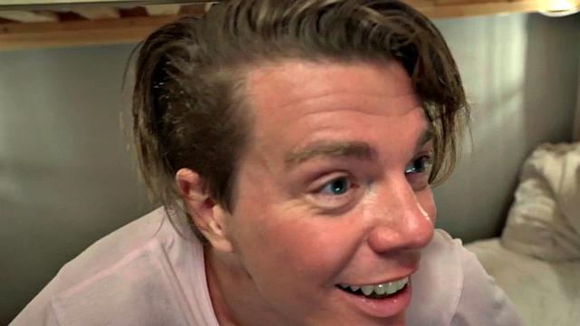 Petite 21yo hostel babe in 3some