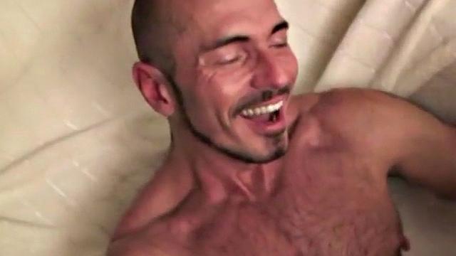 German amateur mature bareback fucked in sling sex