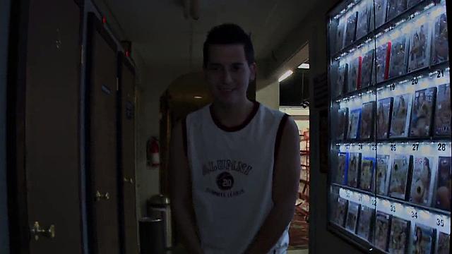 Fooled str8 sucked by man in gloryhole before filling his mouth