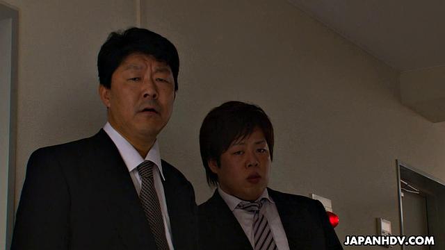 Reiko Kobayakawa has a meeting with the boss but it ends up an orgy