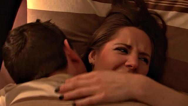 British Wife Samantha Bentley Fucks Delivery Boy