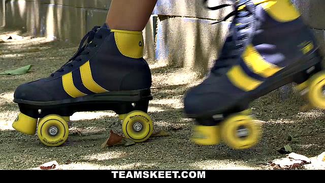 Rollerblading Latina Gets Fucked