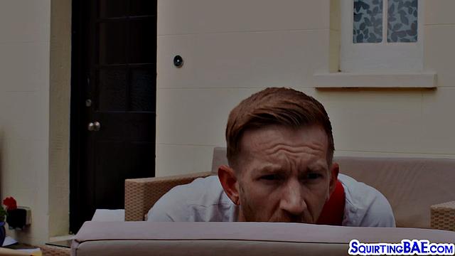 Stunning latina babe fucked outdoors