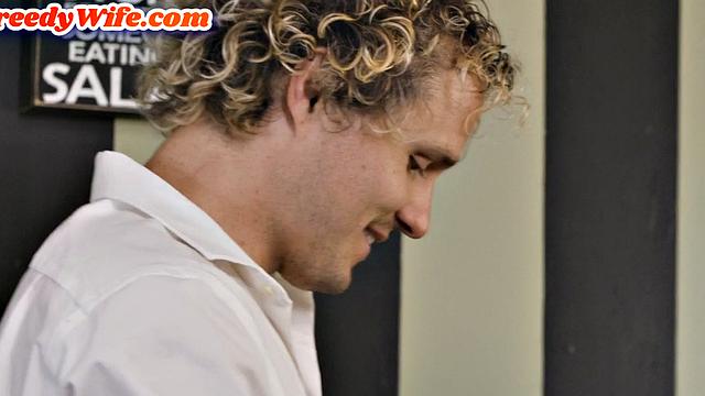 Cheating wife smashed by her lover