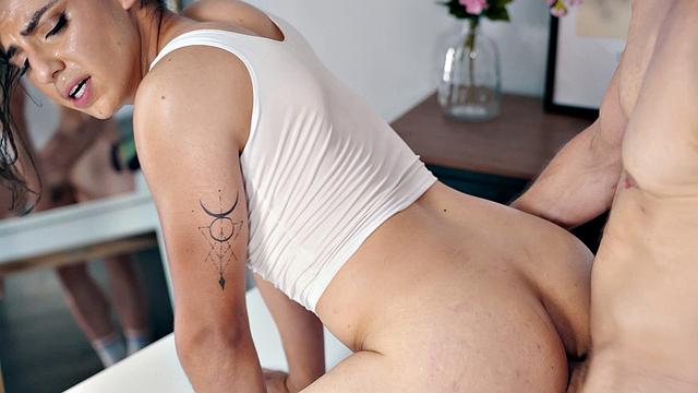 HETEROFLEXIBLE - Cute Cyclist Jake Wild Gets ANAL CREAMPIED During RAW SEX With Ethan Chase