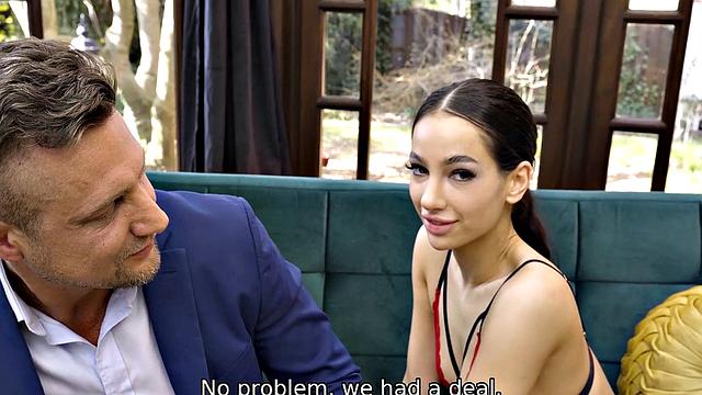 Кама Окси жарко трахается при муже, он наблюдает за каждым мгновением
