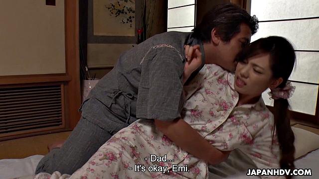 Cheating wife Emi Sasaki is seduced by her father-in-law
