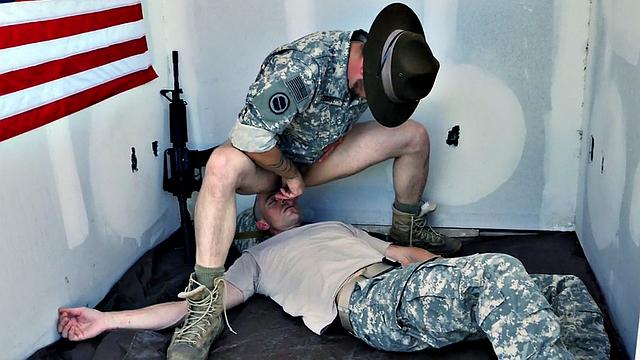 Toilet military stud 3some by sergeant n soldier