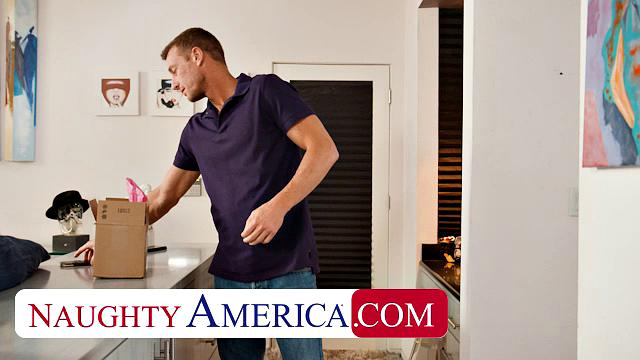 Jill Kassidy fucks for her chance to model