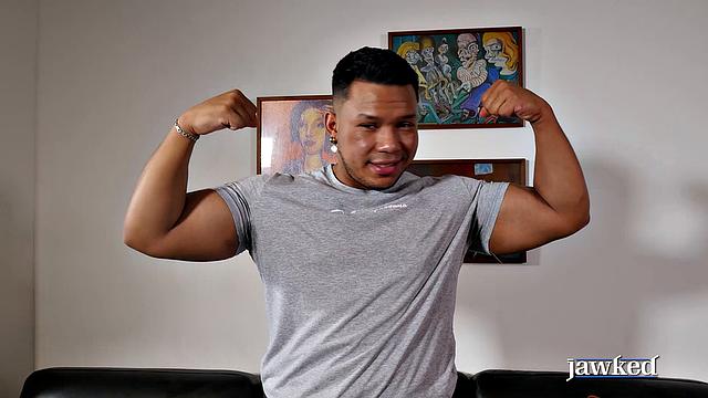 Jackson Dasilva takes control and dominates a steamy gay hookup