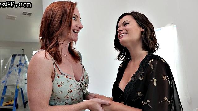 Inked ginger fingering her lover in hot affair