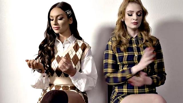 смотри, как грудастая ts-преподша трахается с колледж-штучкой в групповухе