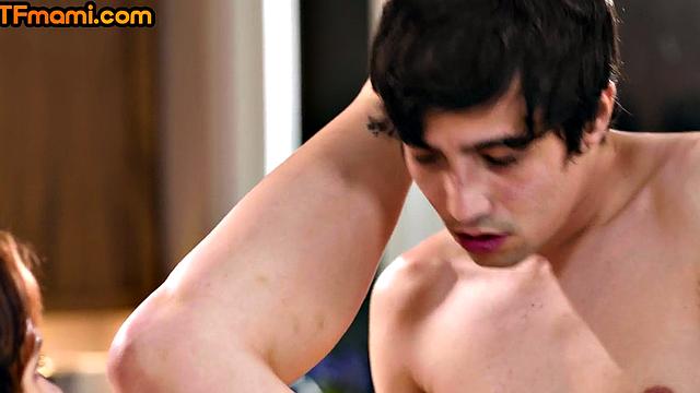 Big ass cougar pounded by stud