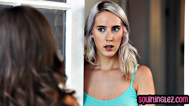 Busty MILF pussyeaten by petite babe