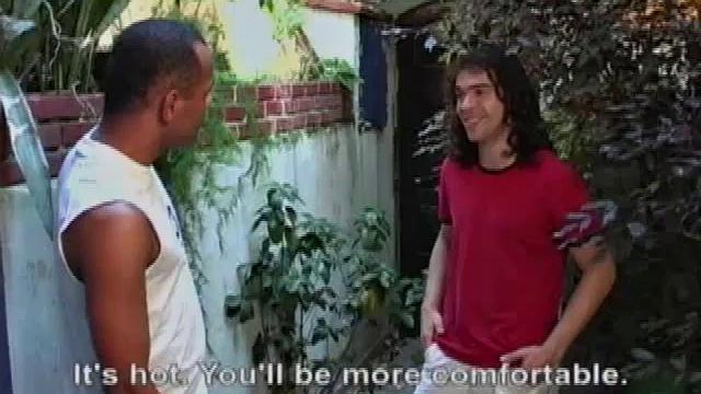 Лопо и Мануэл развлекают друг друга толстыми хуями, не стесняясь пошутить во время минета.