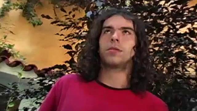 Лопо и Мануэл развлекают друг друга толстыми хуями, не стесняясь пошутить во время минета.