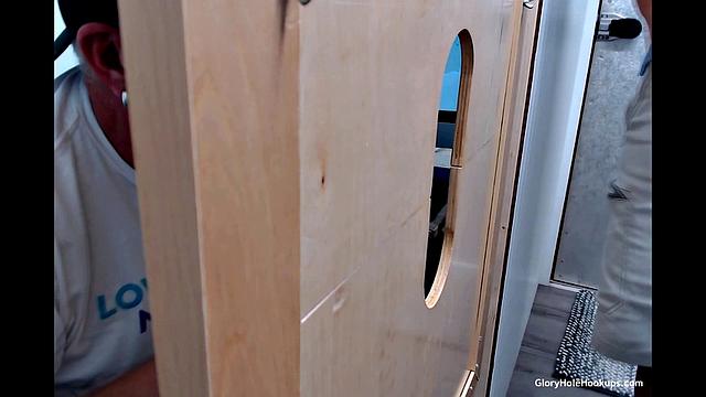 Gloryhole Suck and Bang