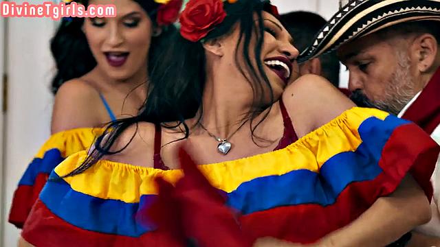 Dreamy Latina Trans Sapphic Sex