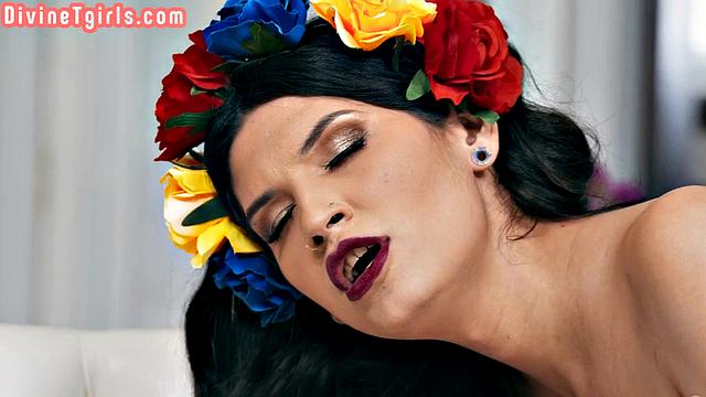 Dreamy Latina Trans Sapphic Sex