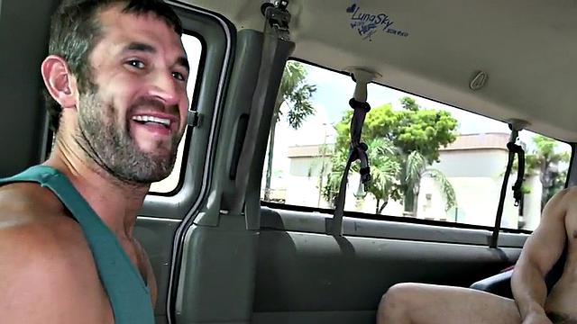 Blindfold amateur gets gay BJ in public van outdoor