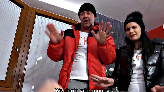 VIP4K. After sex, girl's boyfriend gets a good sum of money