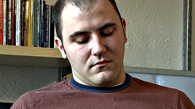 Kurtz milks a thick cock until there's nothing left-now that's what I call dedication!