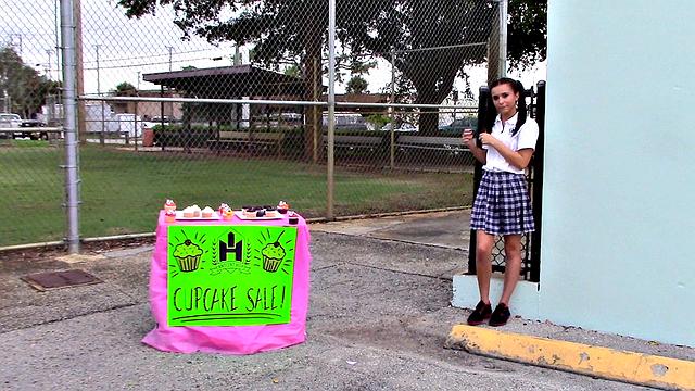 Kharlies Cupcake Sale