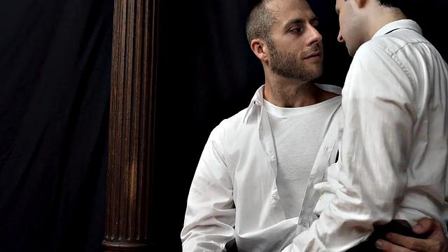 Dickblowing stepson barebacked by otter behind