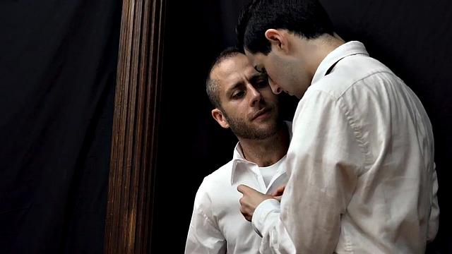 Dickblowing stepson barebacked by otter behind