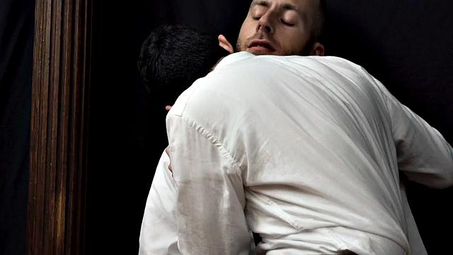 Dickblowing stepson barebacked by otter behind