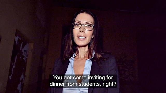 Spex cougar dicksucking POV