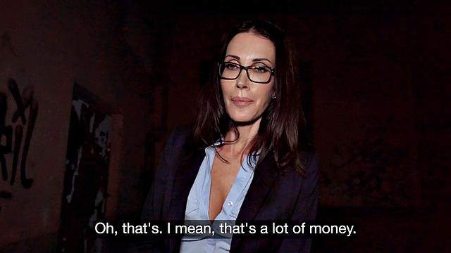 Spex cougar dicksucking POV