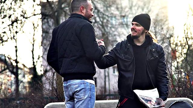 мама на охоте - свидание превращается в шоу без трусов